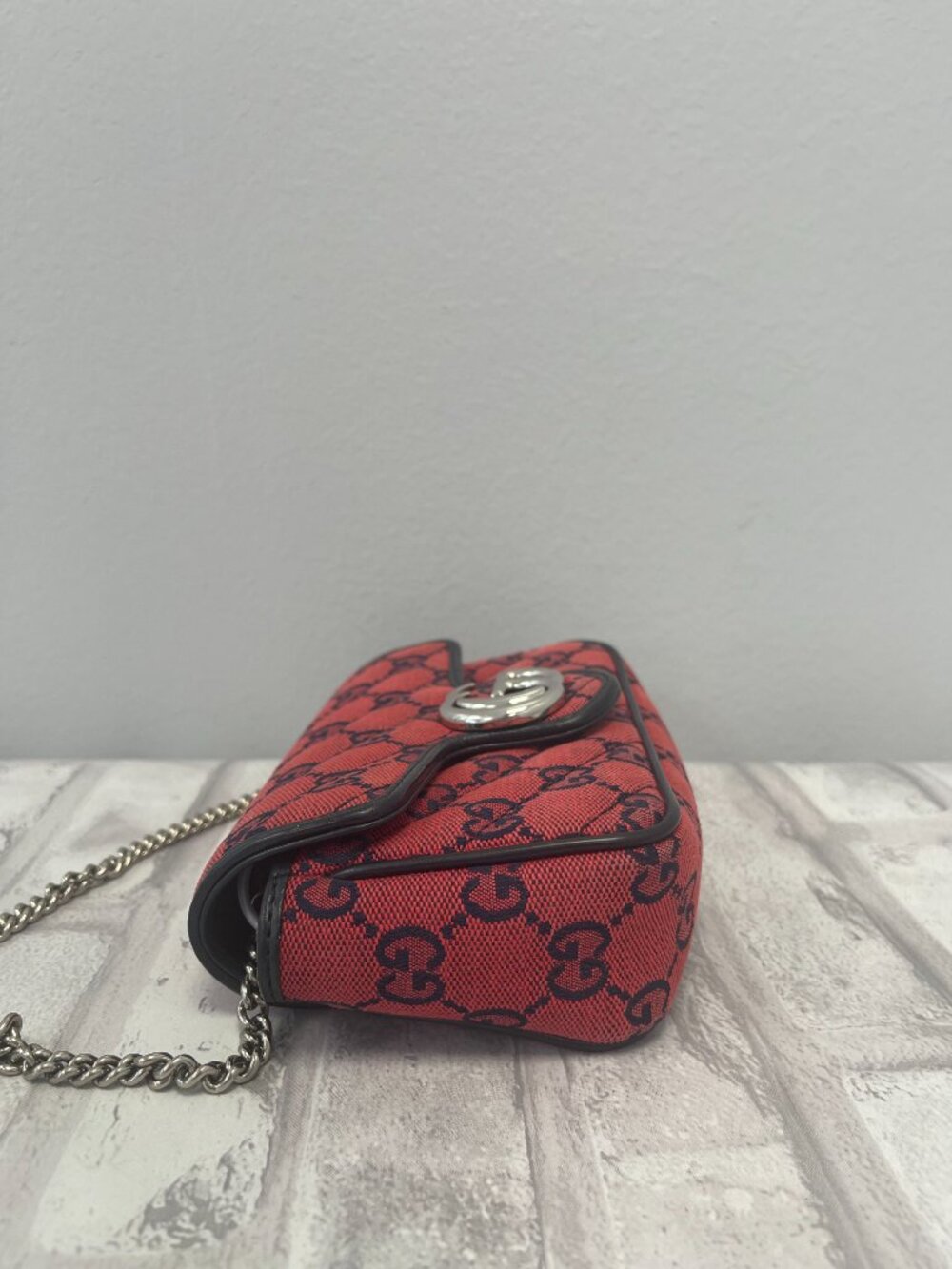 Gucci Marmont GG Limited Edition Mini Red Canvas Crossbody Bag - Preowned - Picture 9 of 10
